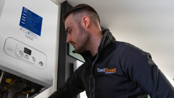 Ian Thomson - Professional Snagger Scotland - Professional Snagging West Dunbartonshire - Professional Snagging West Lothian